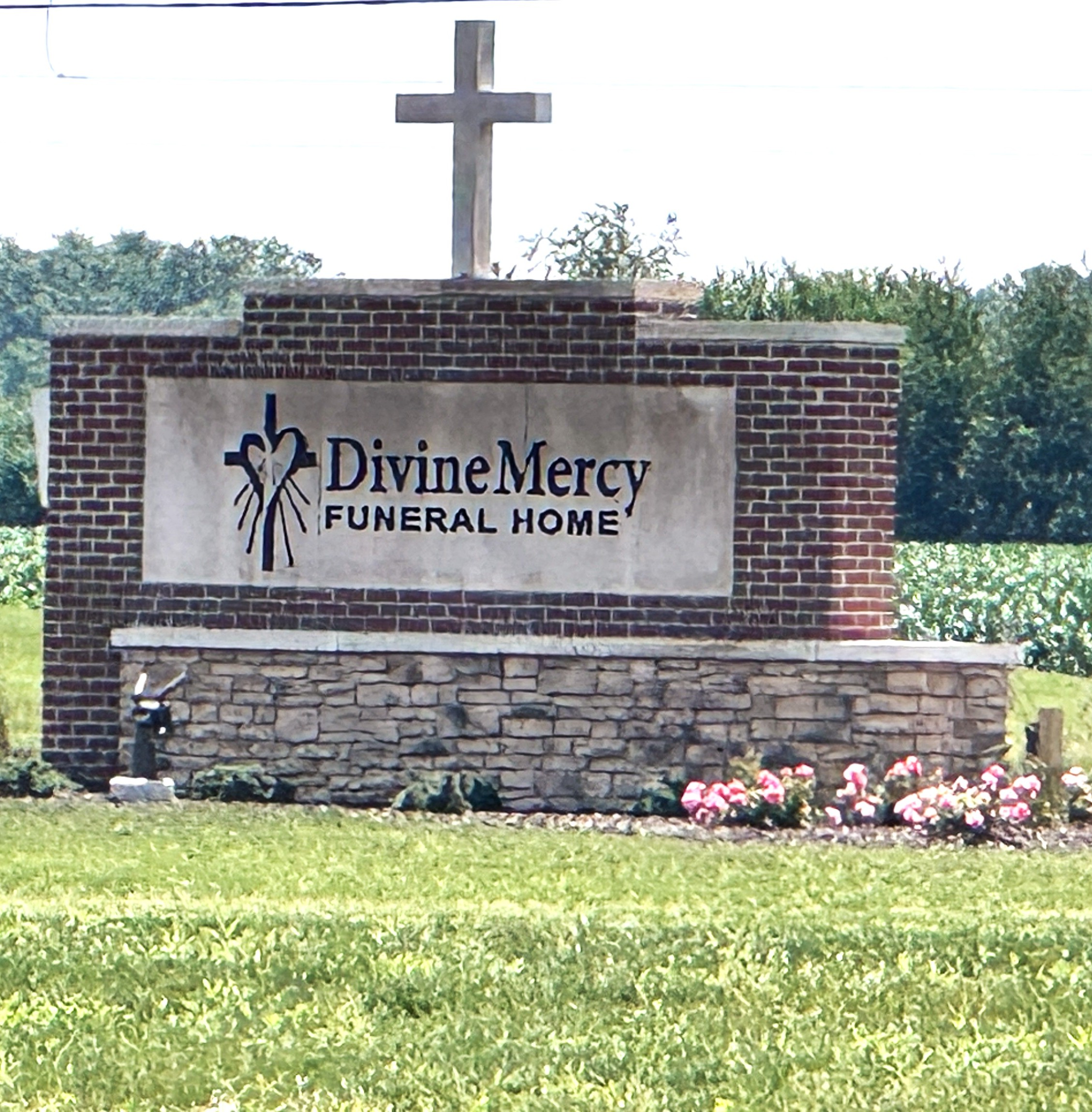 Divine Mercy Funeral Home Huntertown