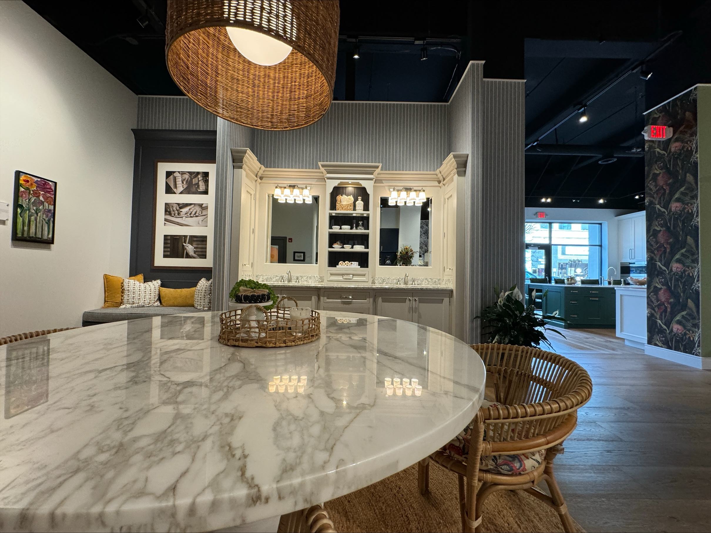 Table View of Center